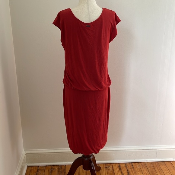 Prana Red Tencel Midi Dress NWT M Scoop Neck - Picture 3 of 6